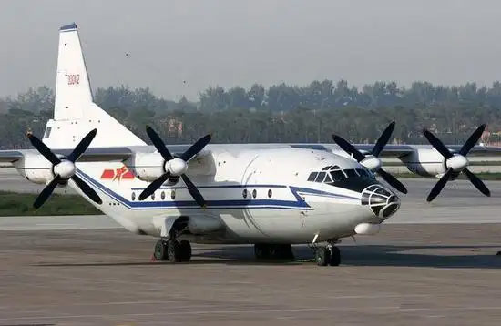 退役裝備-航空模型—運(yùn)8